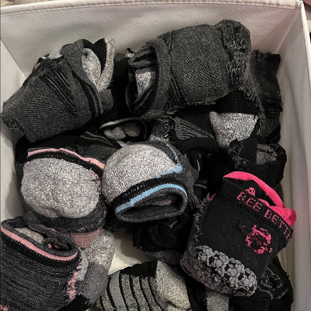 Puma Men's Black and Gray Athletic Socks